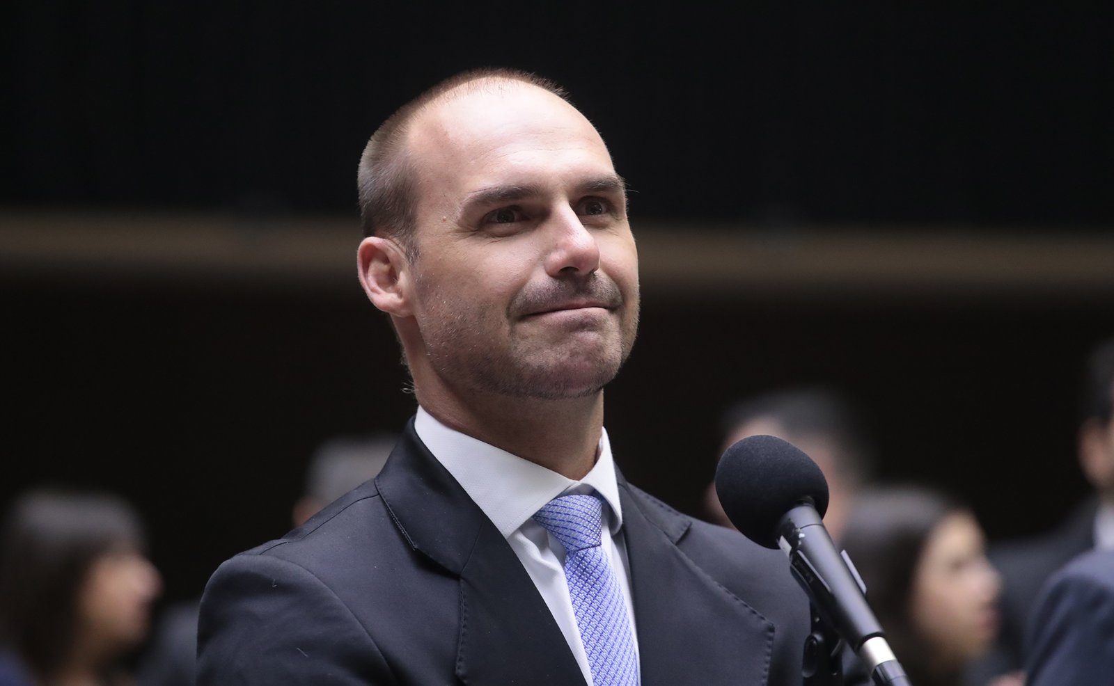 Eduardo Bolsonaro é condenado pelo STF por coação em julgamento da tentativa de golpe